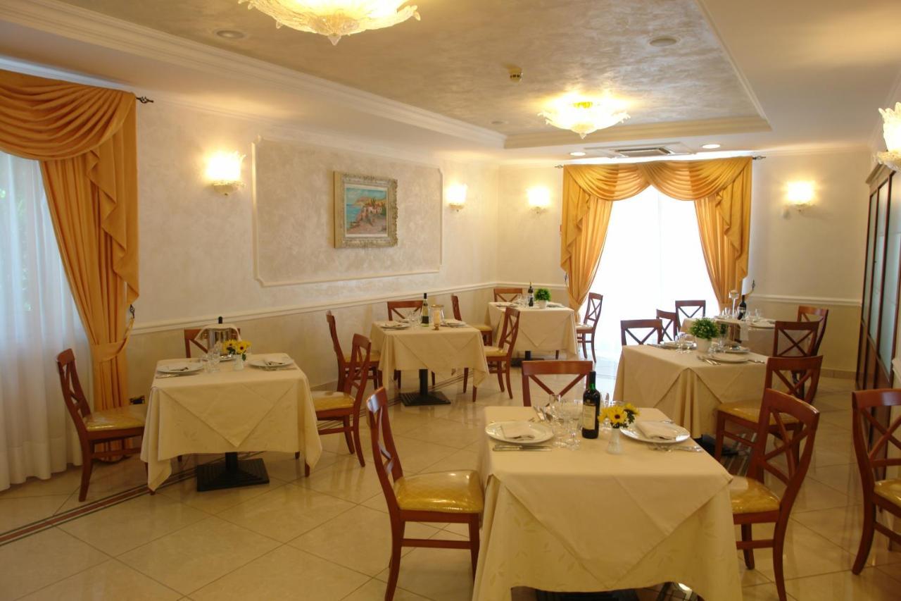 Hotel Di Cosmo San Giovanni Rotondo Exteriér fotografie